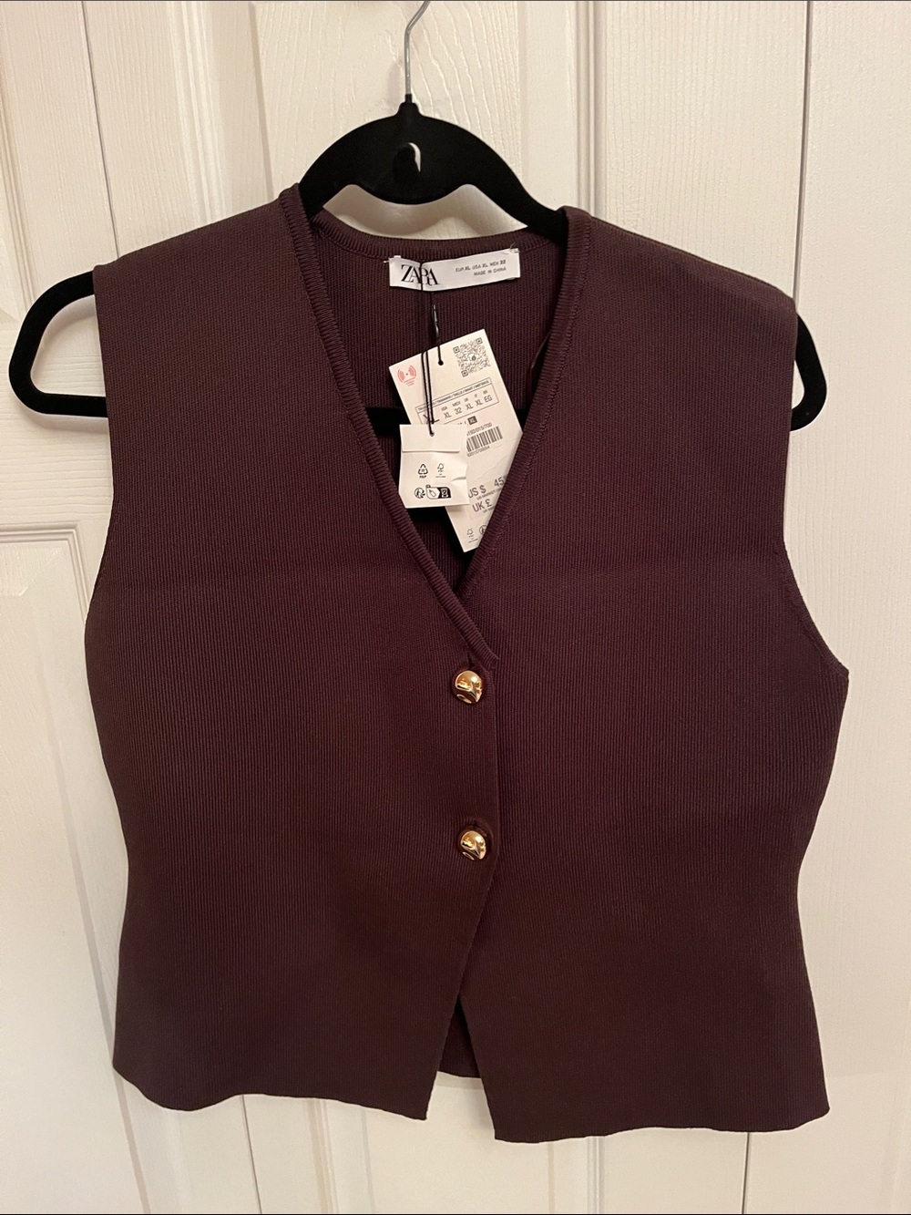 Zara Chocolate Sleeveless Knit Vest with Gold Buttons